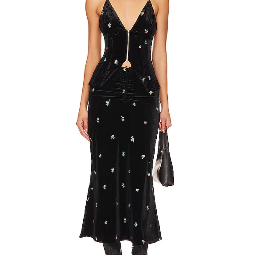 NWT WeWoreWhat Embroidered Velvet Peplum Corset Top/Skirt SET